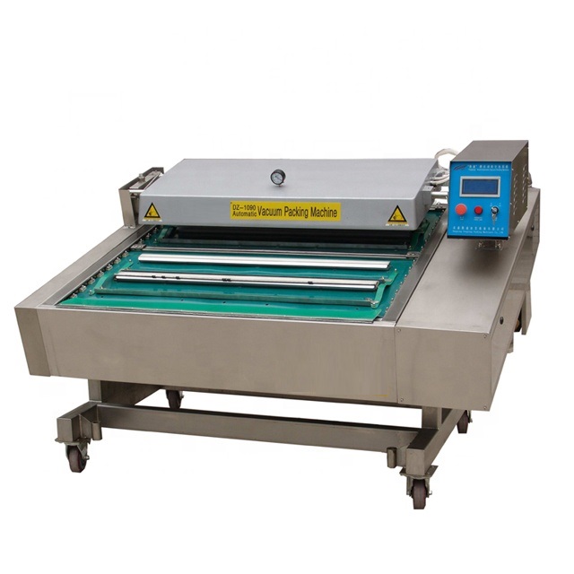 Automatic continuous rolling vacuum packaging machine