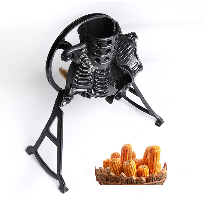 Manual type corn peeling machine