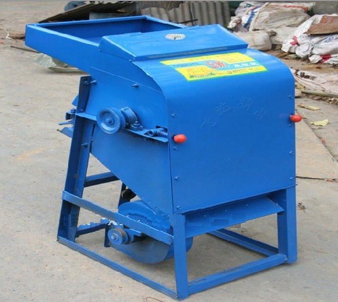 Corn peeling threshing machine