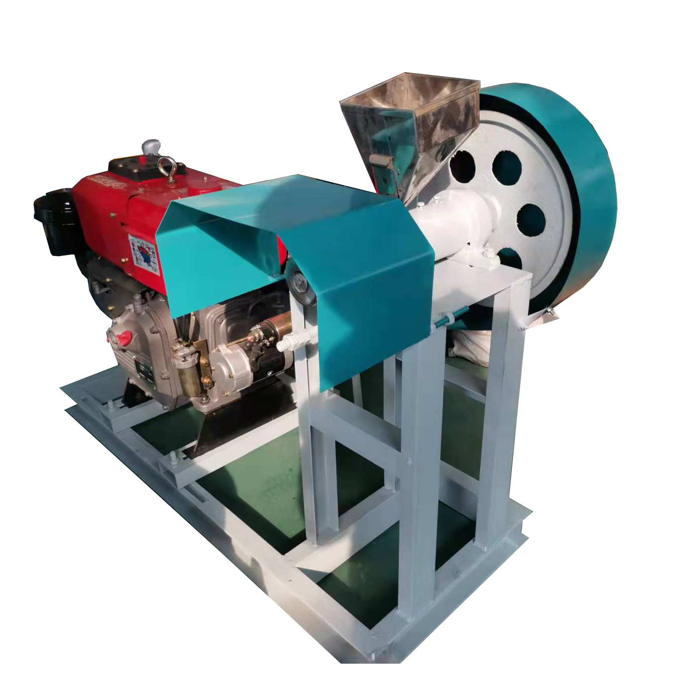 Diesel engine type animal floating fish feed extruder machine
