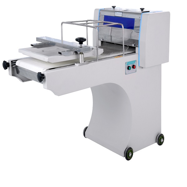 Toast moulder machine