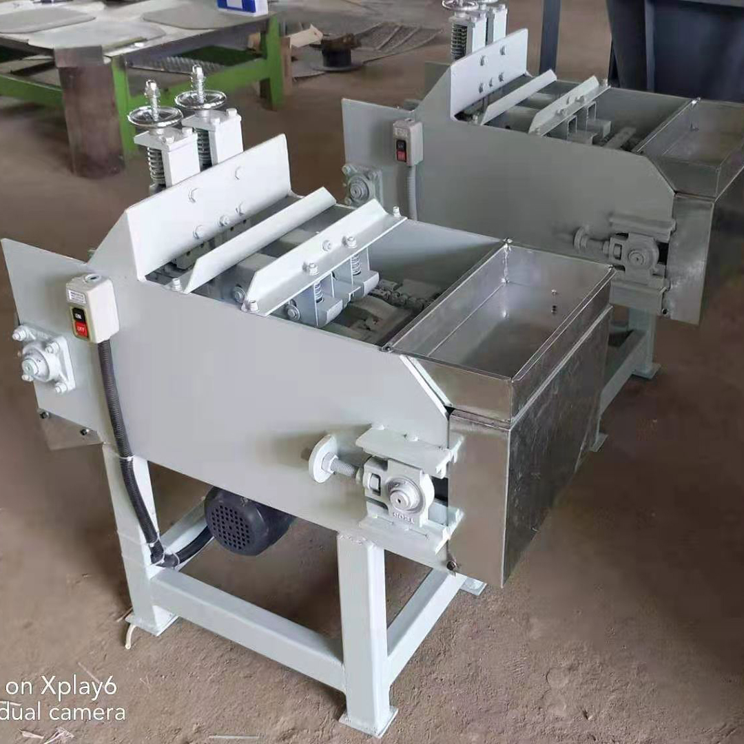 Semi-automatic cashew sheller machine